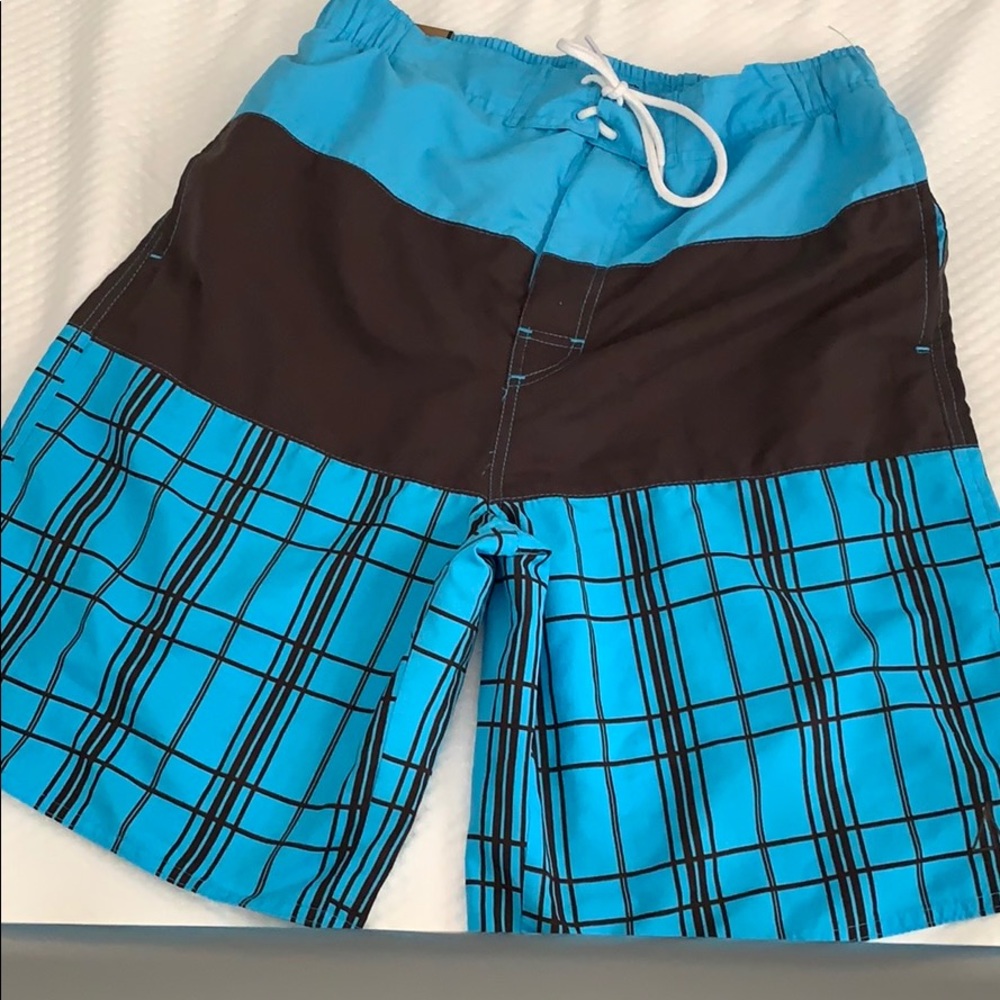 Men’s swim trunks